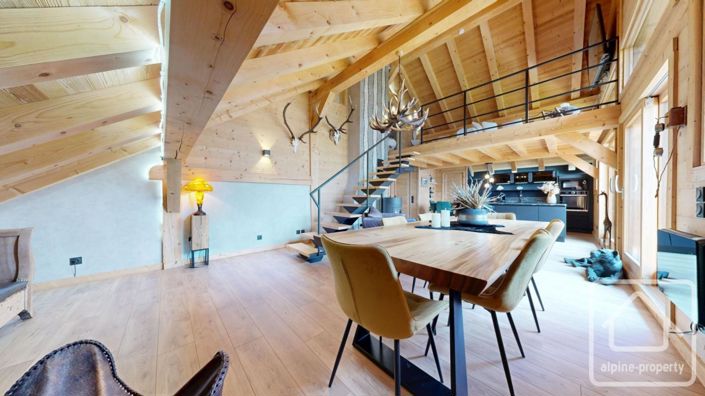 Image No.23-7 Bed Property for sale