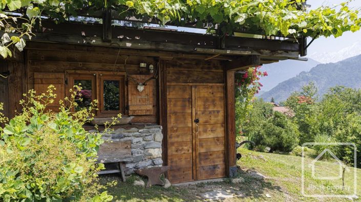 Image No.42-7 Bed Property for sale