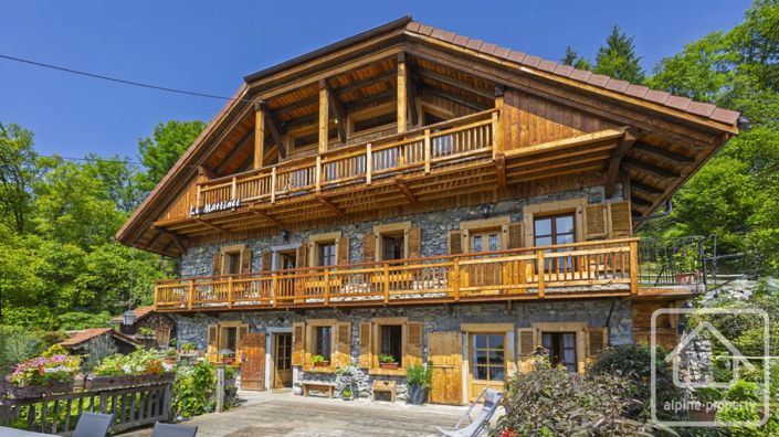 Image No.45-7 Bed Property for sale