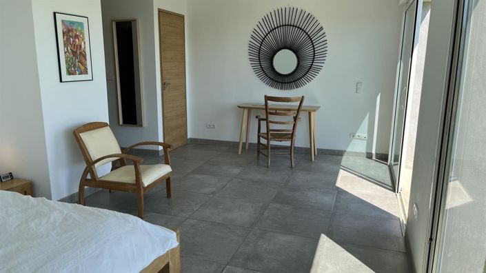 Image No.11-4 Bed House for sale