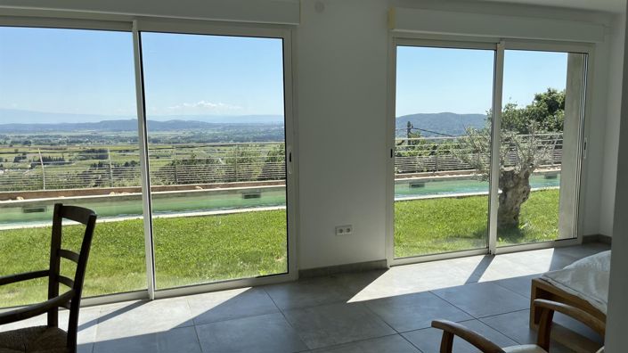 Image No.6-4 Bed House for sale