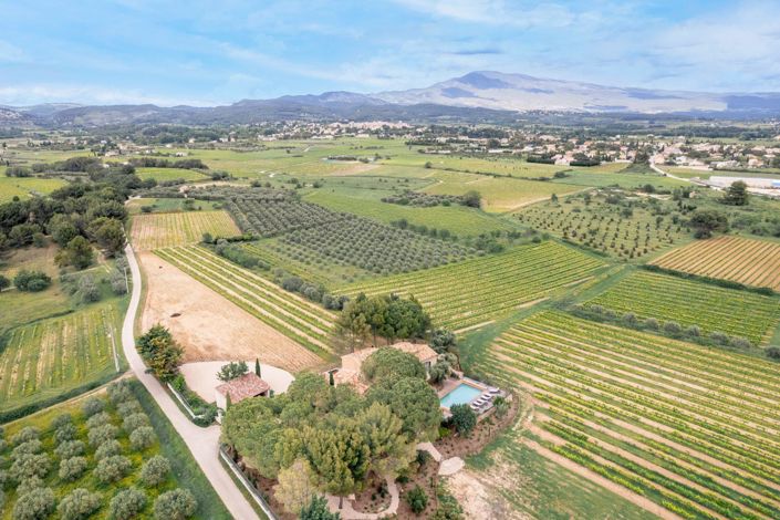 Image No.23-6 Bed House for sale