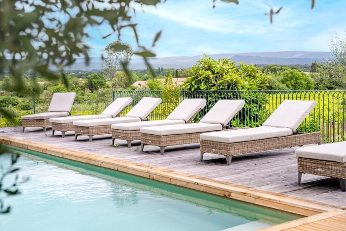 Image No.24-6 Bed House for sale