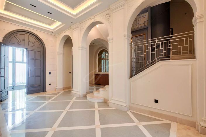 Image No.31-5 Bed House for sale