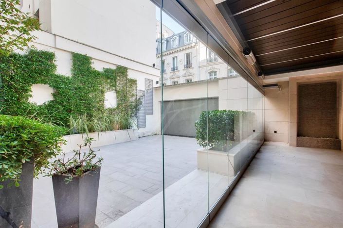 Image No.36-5 Bed House for sale