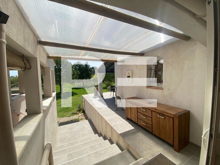 Image No.10-5 Bed House for sale