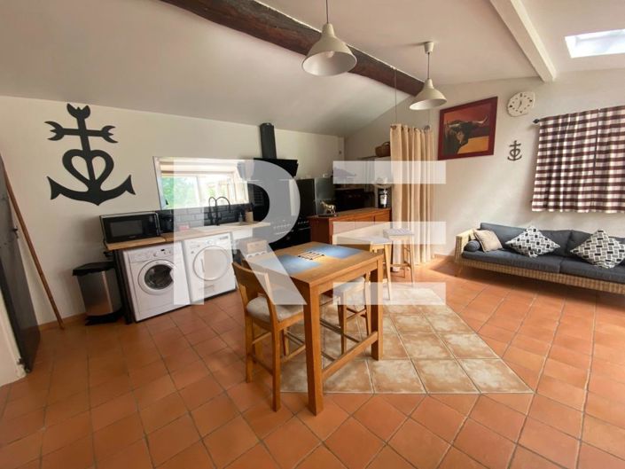 Image No.17-5 Bed House for sale