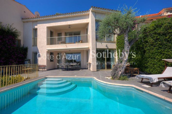 Image No.15-4 Bed Apartment for sale