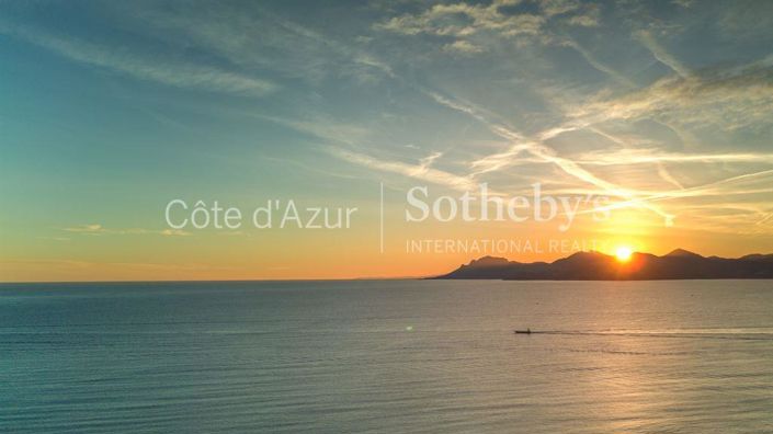 Image No.14-3 Bed Apartment for sale