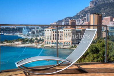 6 Bed Property for sale