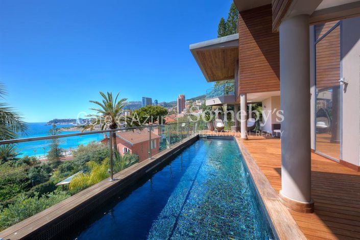 Image No.19-6 Bed Property for sale