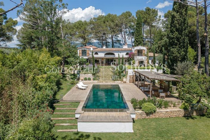 Image No.1-5 Bed Property for sale