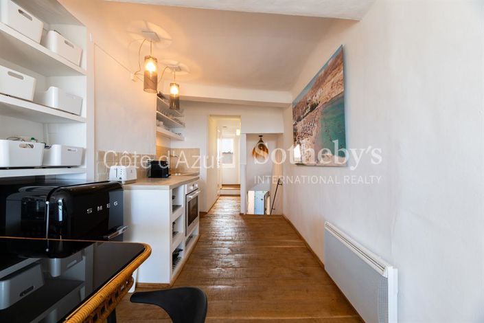 Image No.8-1 Bed House for sale