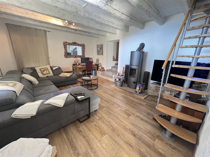 Image No.8-3 Bed House for sale