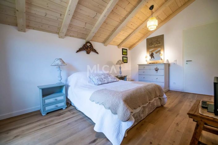 Image No.20-5 Bed Apartment for sale