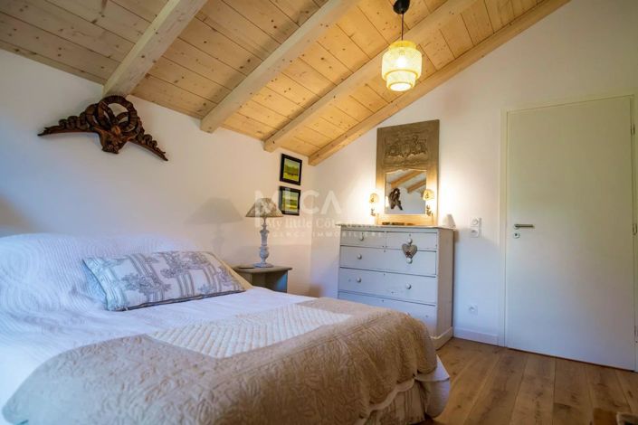 Image No.21-5 Bed Apartment for sale