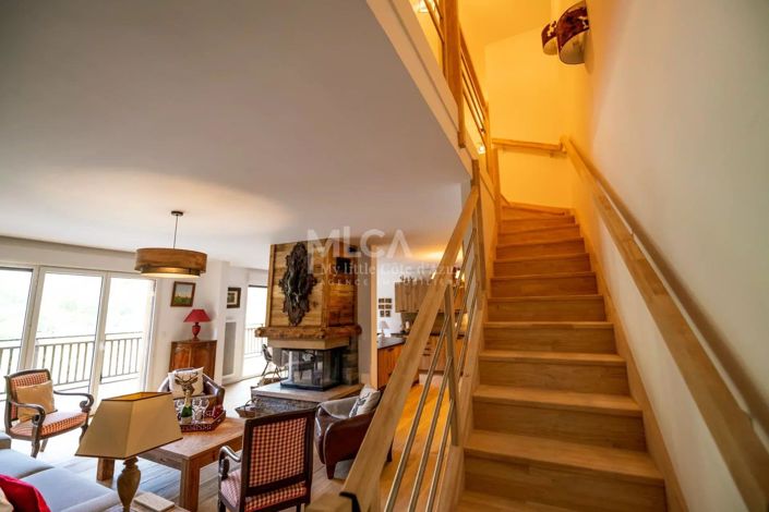 Image No.23-5 Bed Apartment for sale