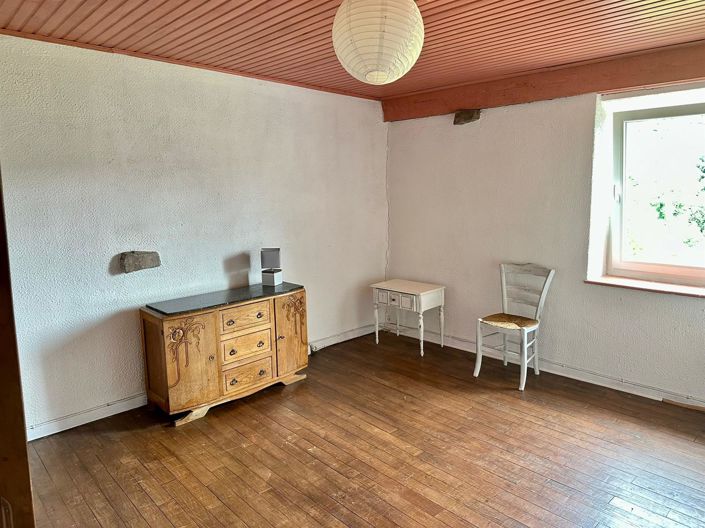 Image No.11-4 Bed House for sale