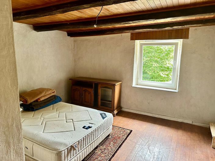 Image No.12-4 Bed House for sale