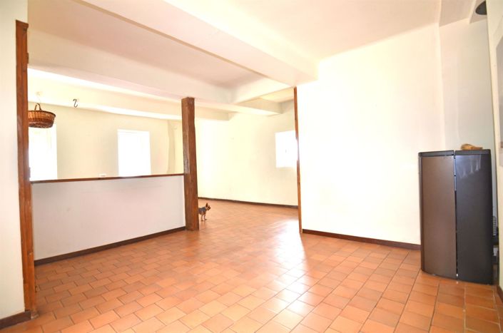 Image No.11-3 Bed House for sale