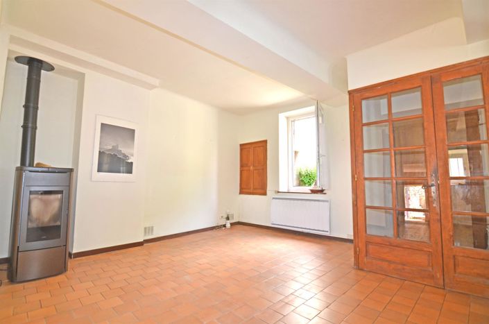 Image No.8-3 Bed House for sale