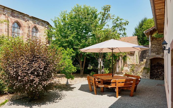 Image No.18-11 Bed Property for sale