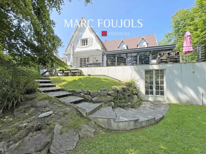 Image No.1-5 Bed House for sale