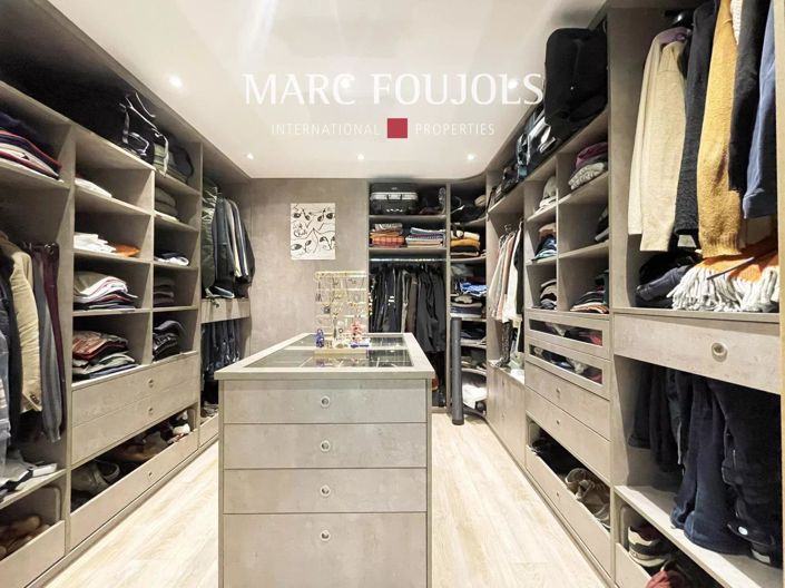 Image No.10-5 Bed House for sale