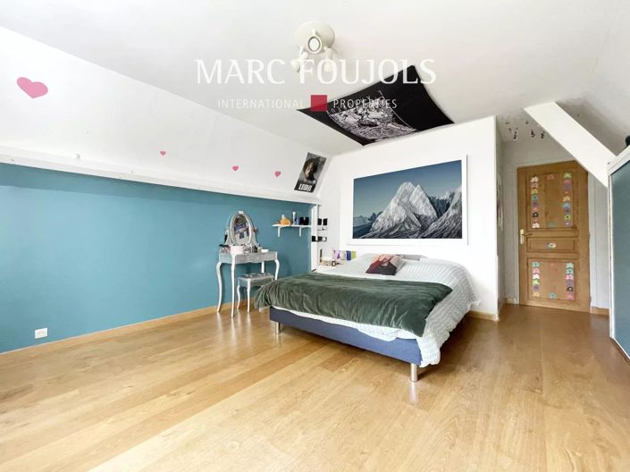 Image No.13-5 Bed House for sale