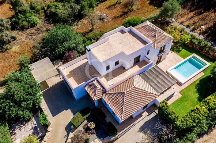 Image No.19-4 Bed House for sale