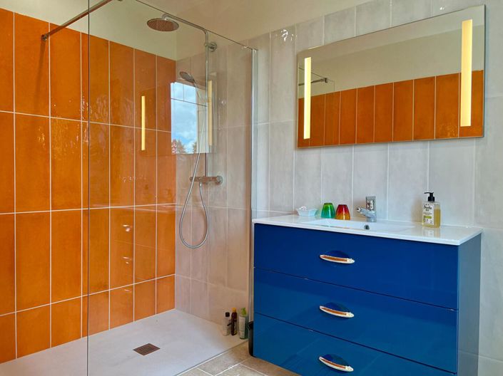 Image No.12-6 Bed House for sale