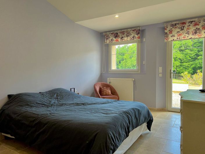 Image No.13-6 Bed House for sale