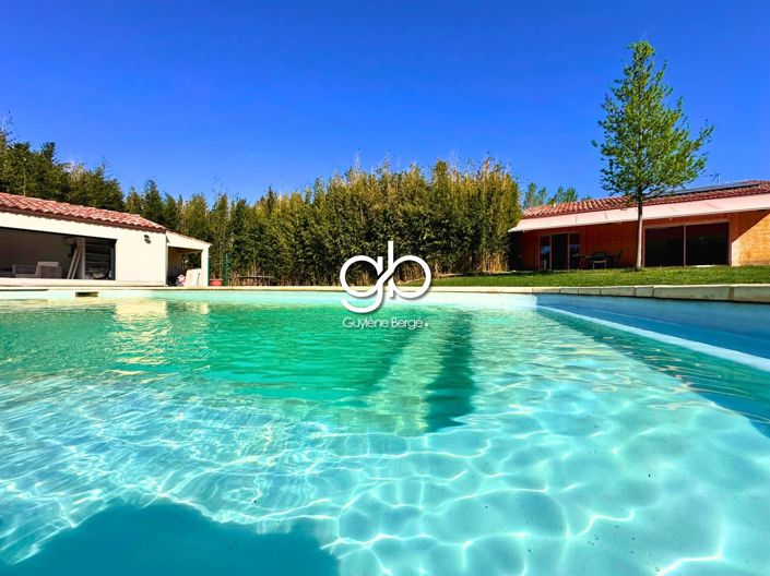 Image No.11-3 Bed House for sale