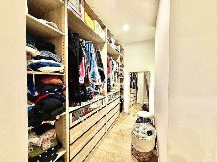 Image No.12-4 Bed House for sale