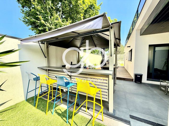 Image No.19-4 Bed House for sale