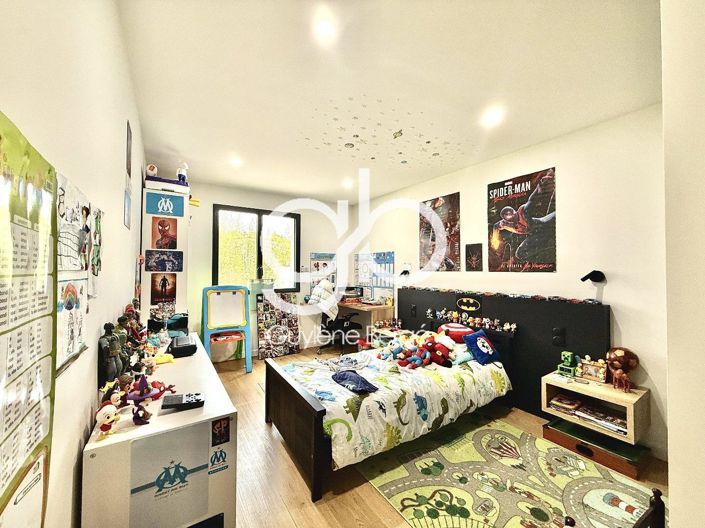 Image No.7-4 Bed House for sale