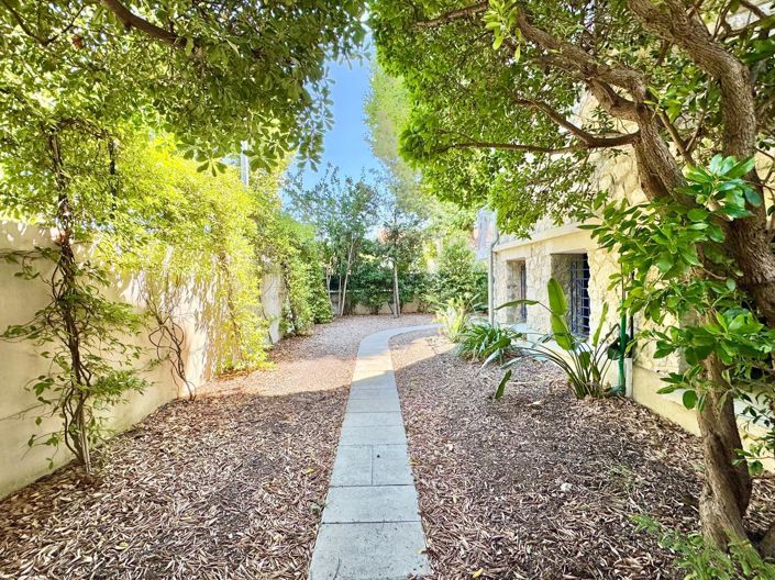 Image No.13-5 Bed House for sale