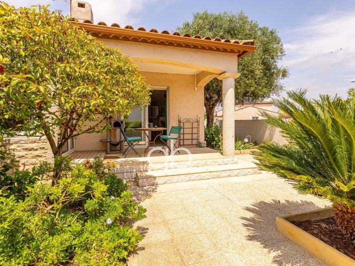 Image No.9-4 Bed House for sale