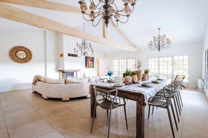 Image No.8-8 Bed House for sale