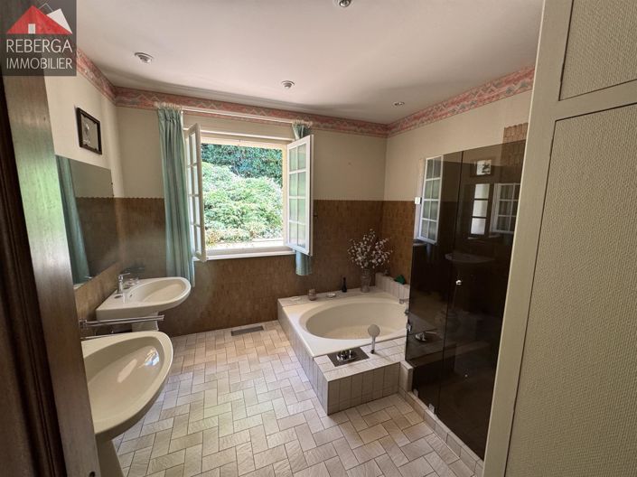 Image No.20-3 Bed House for sale