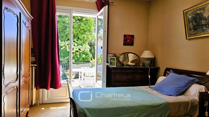 Image No.8-4 Bed House for sale