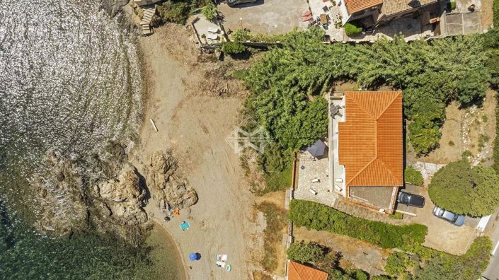 Image No.3-Maison de 7 chambres à vendre à Var