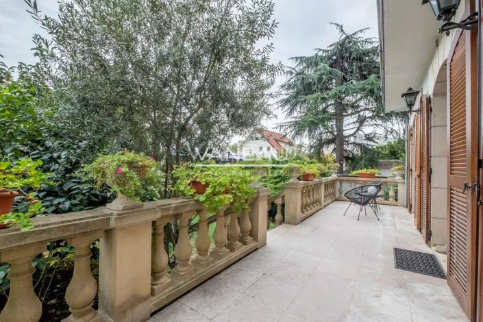 Image No.7-4 Bed House for sale