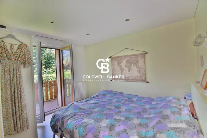 Image No.6-5 Bed House for sale