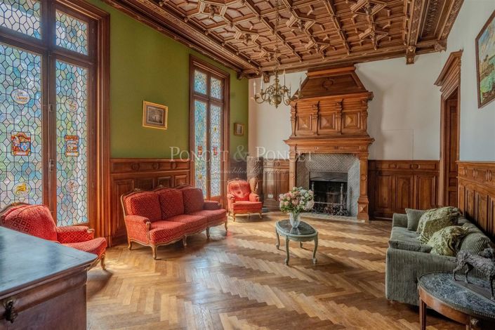 Image No.17-17 Bed House for sale