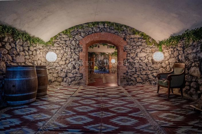 Image No.19-17 Bed House for sale