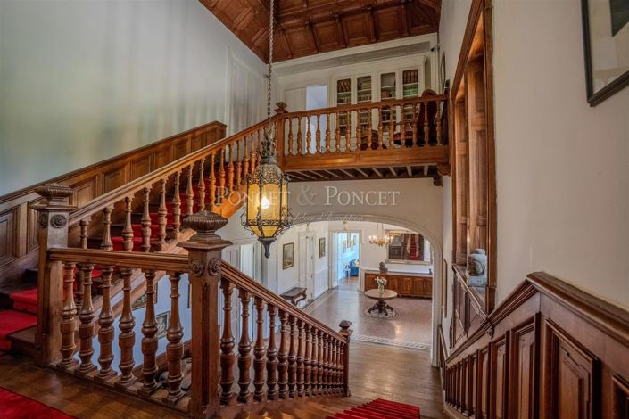 Image No.20-17 Bed House for sale