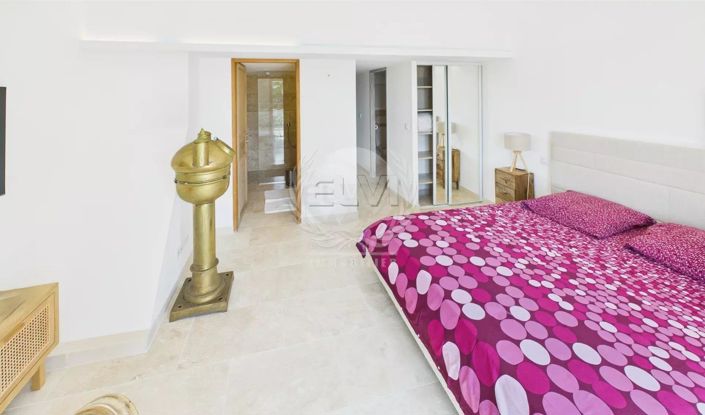 Image No.27-5 Bed House for sale