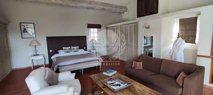 Image No.9-6 Bed House for sale