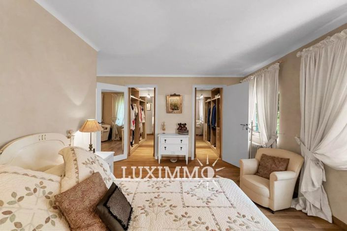 Image No.9-4 Bed House for sale